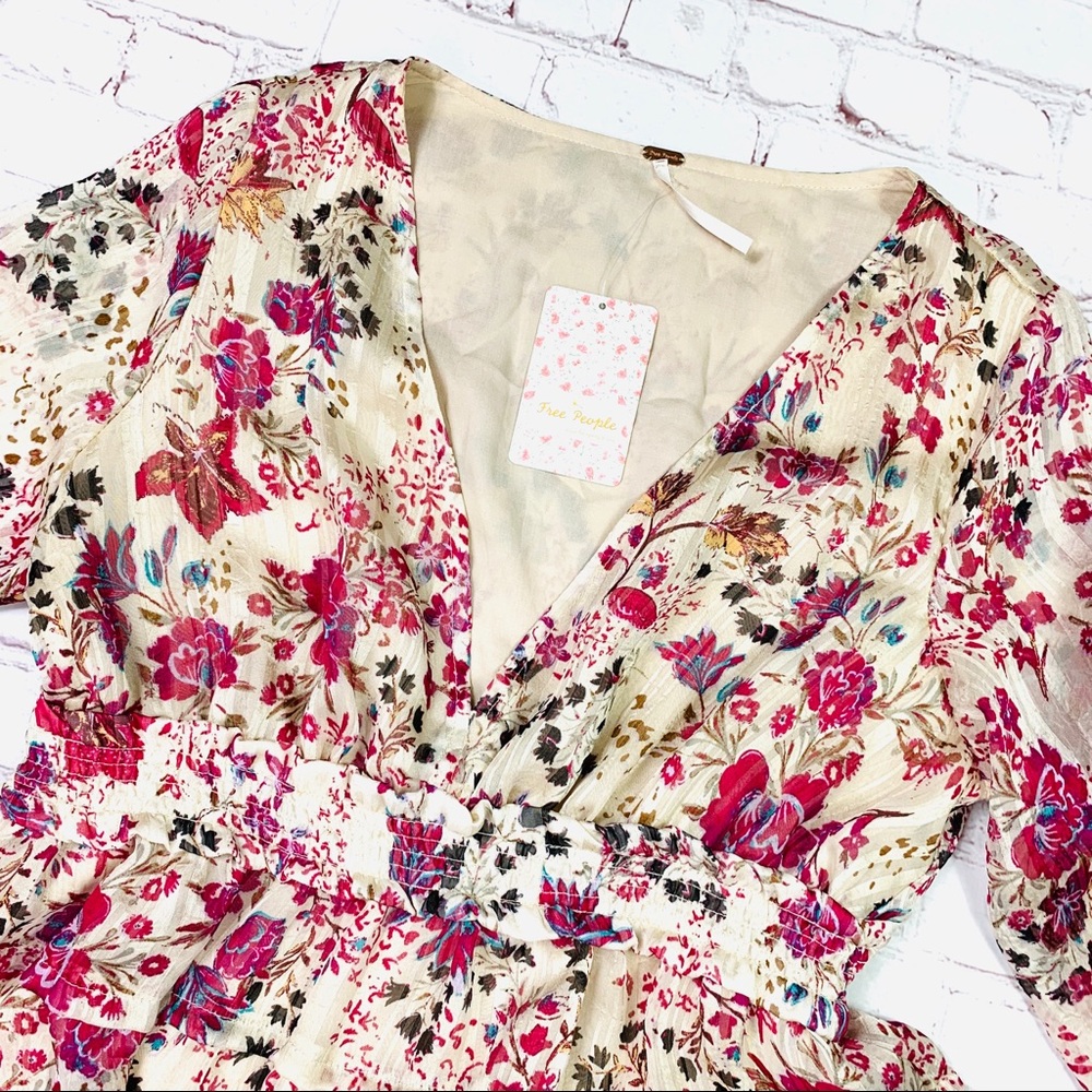 🚫KEEPING IT🚫🌺NWT🤩 |•FREE PEOPLE•| Size Small Flirty, Floral Dress🌺 - Picture 11 of 13